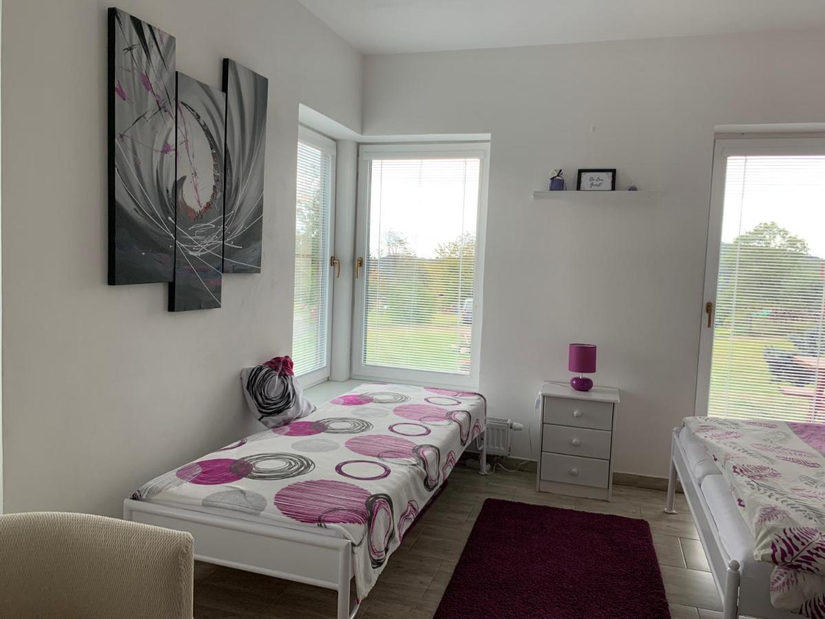 Apartmany Na Rozcesti Lomnice nad Popelkou Экстерьер фото