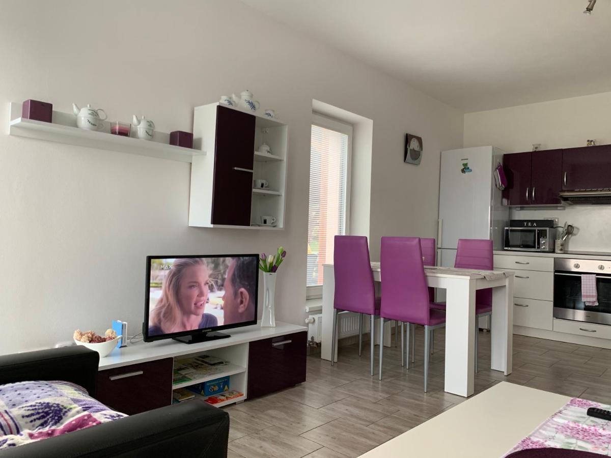 Apartmany Na Rozcesti Lomnice nad Popelkou Экстерьер фото