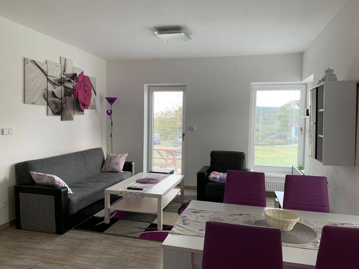 Apartmany Na Rozcesti Lomnice nad Popelkou Экстерьер фото