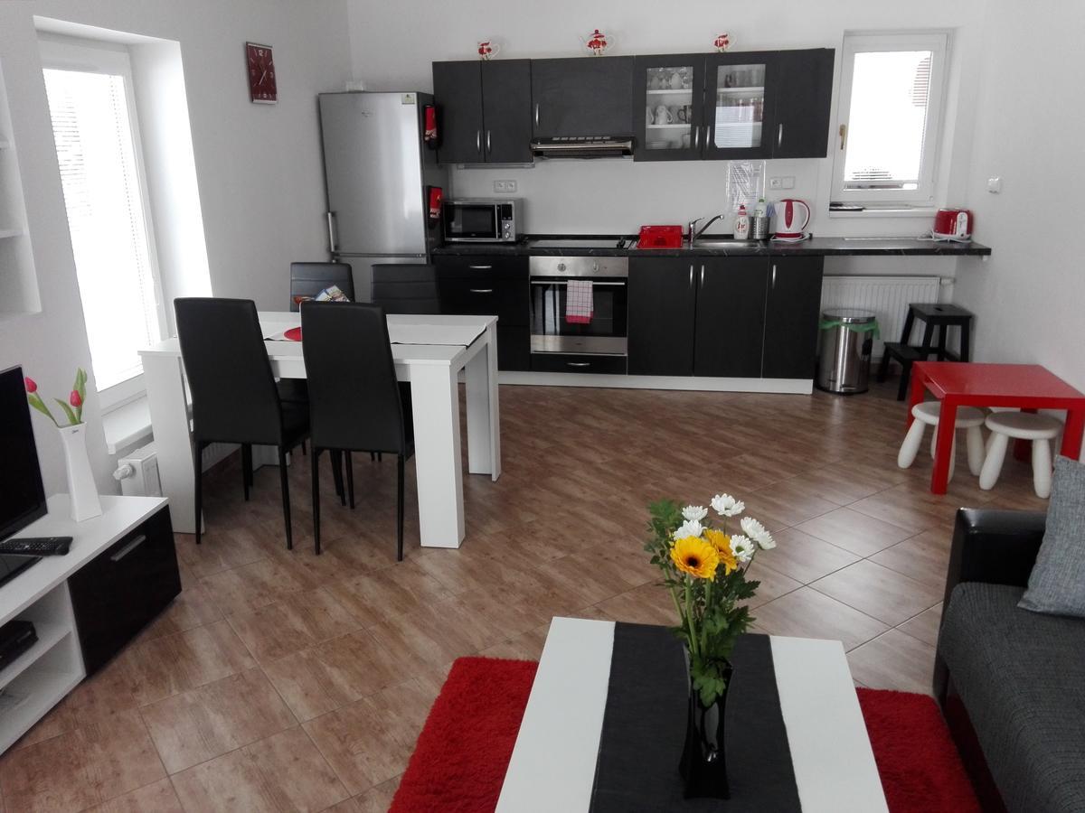 Apartmany Na Rozcesti Lomnice nad Popelkou Экстерьер фото